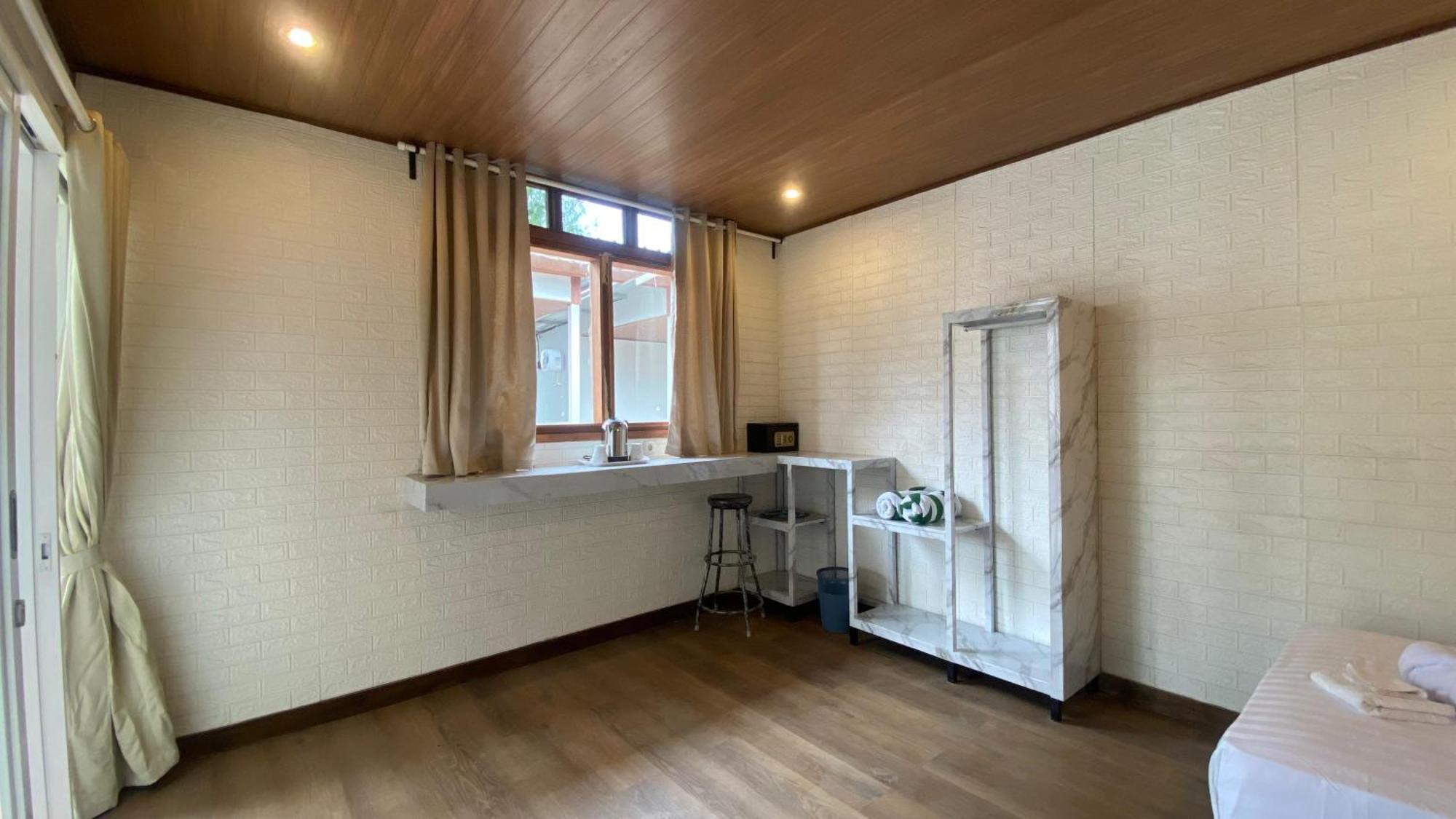 Twin Room Terrace